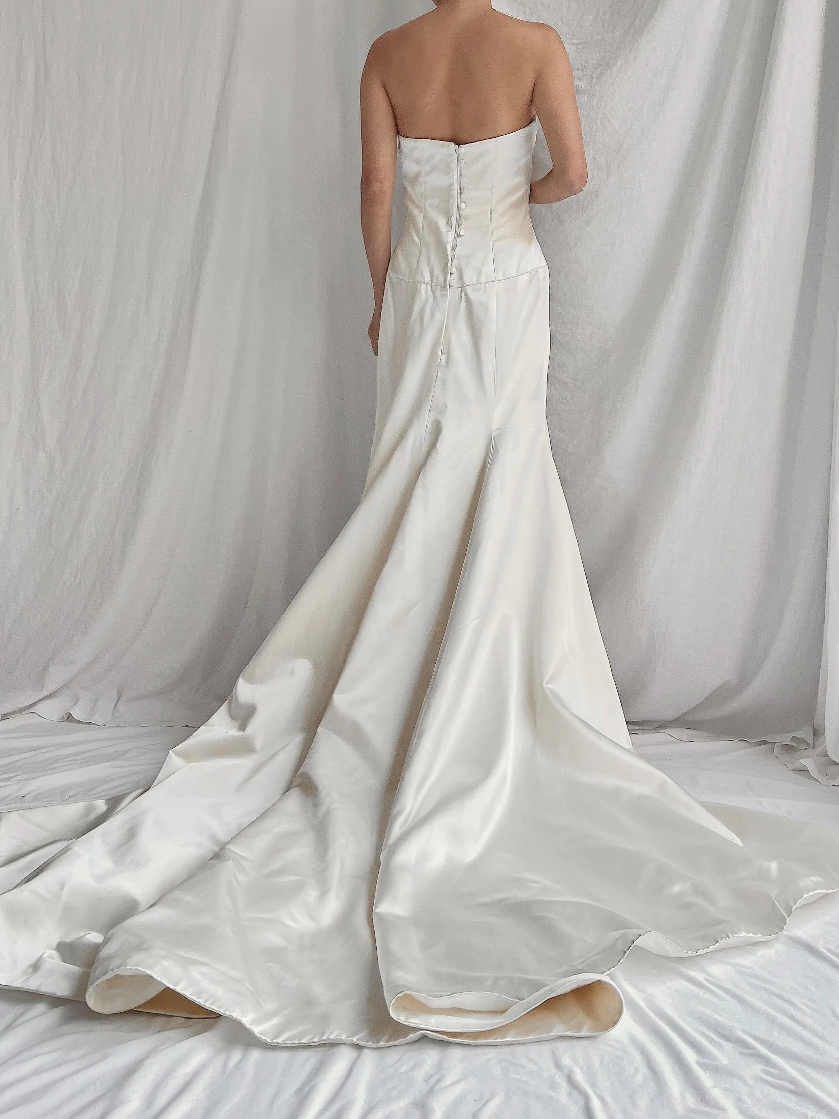 1990s Monique Llhuilier Dropped Waist  Satin Gown - S/6