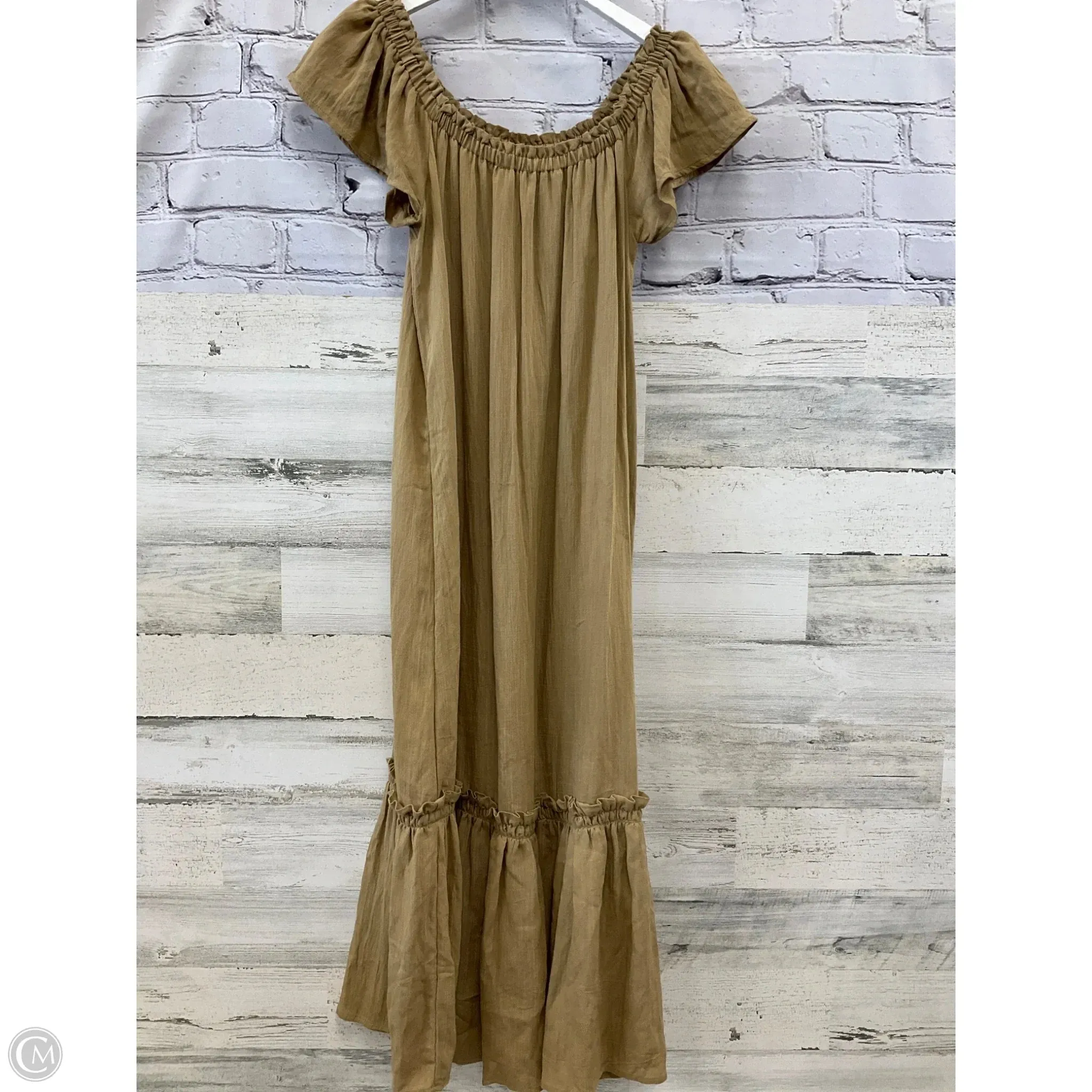 Dress Casual Midi By Clothes Mentor In Tan, Size: S