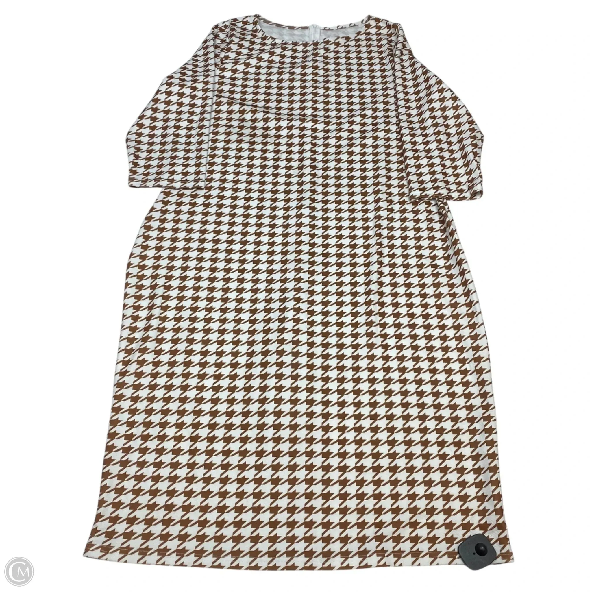 Dress Casual Short By Clothes Mentor In Brown & White, Size: 3x