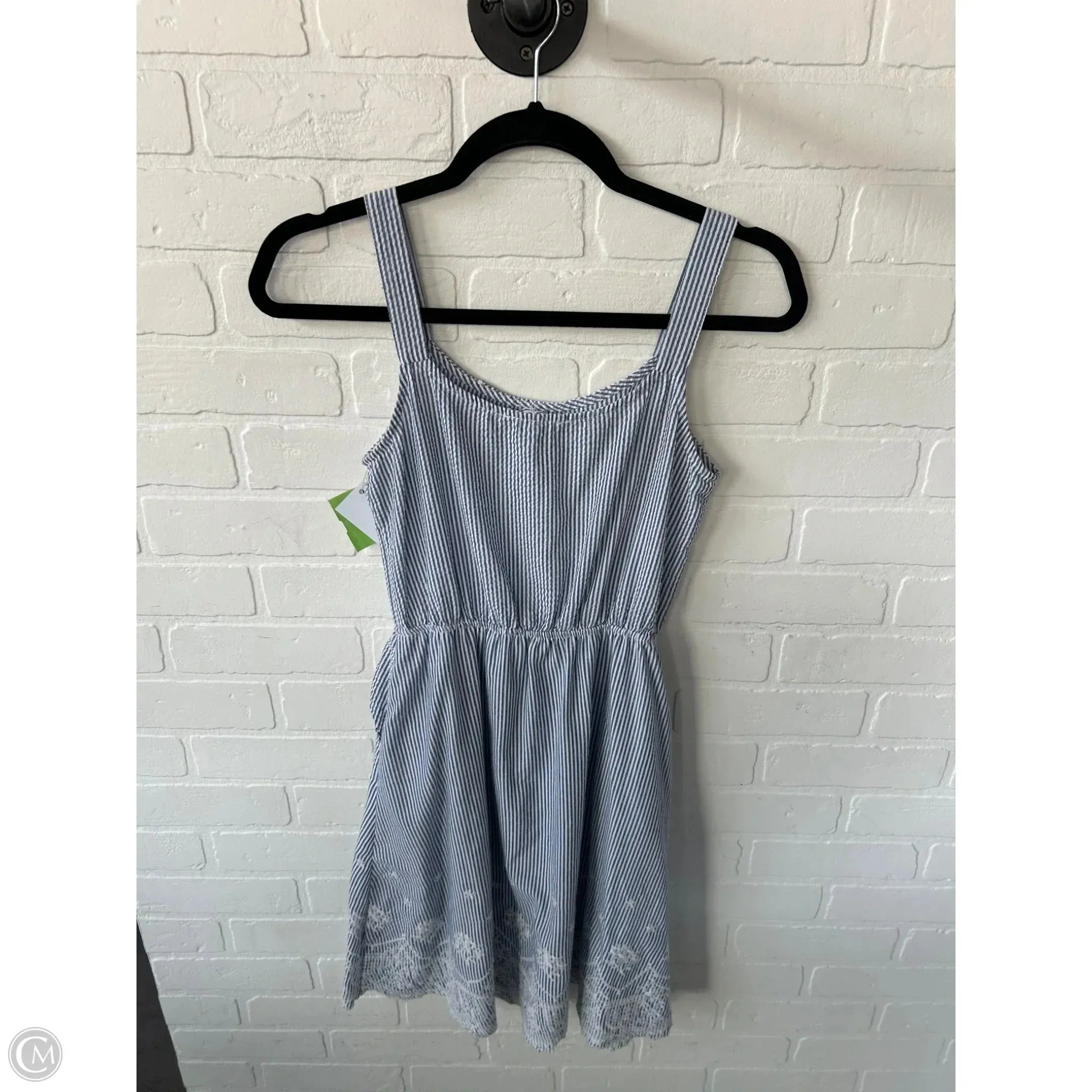 Dress Casual Short By Crescent Drive In Blue & White, Size: Xs