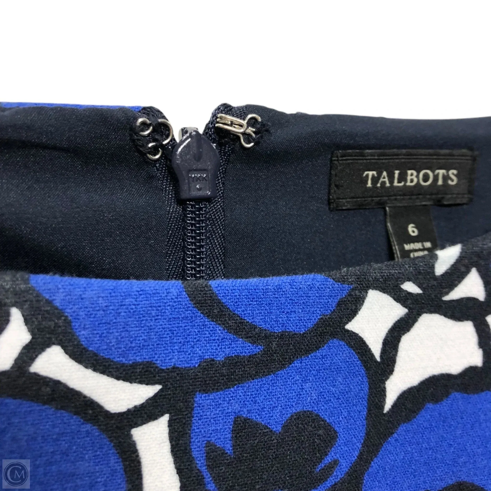 Dress Casual Short By Talbots In Blue & White, Size: 6
