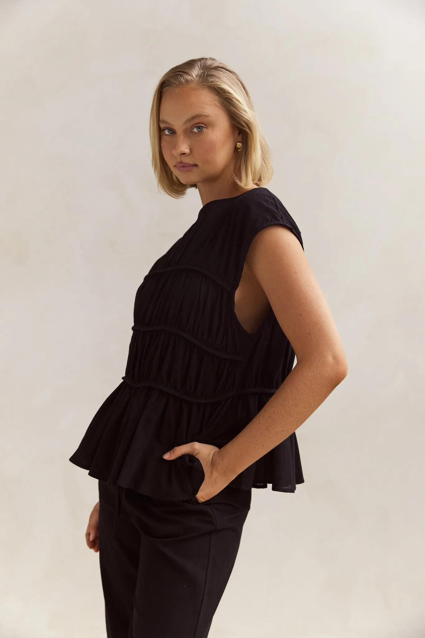 Julia Set (Black)