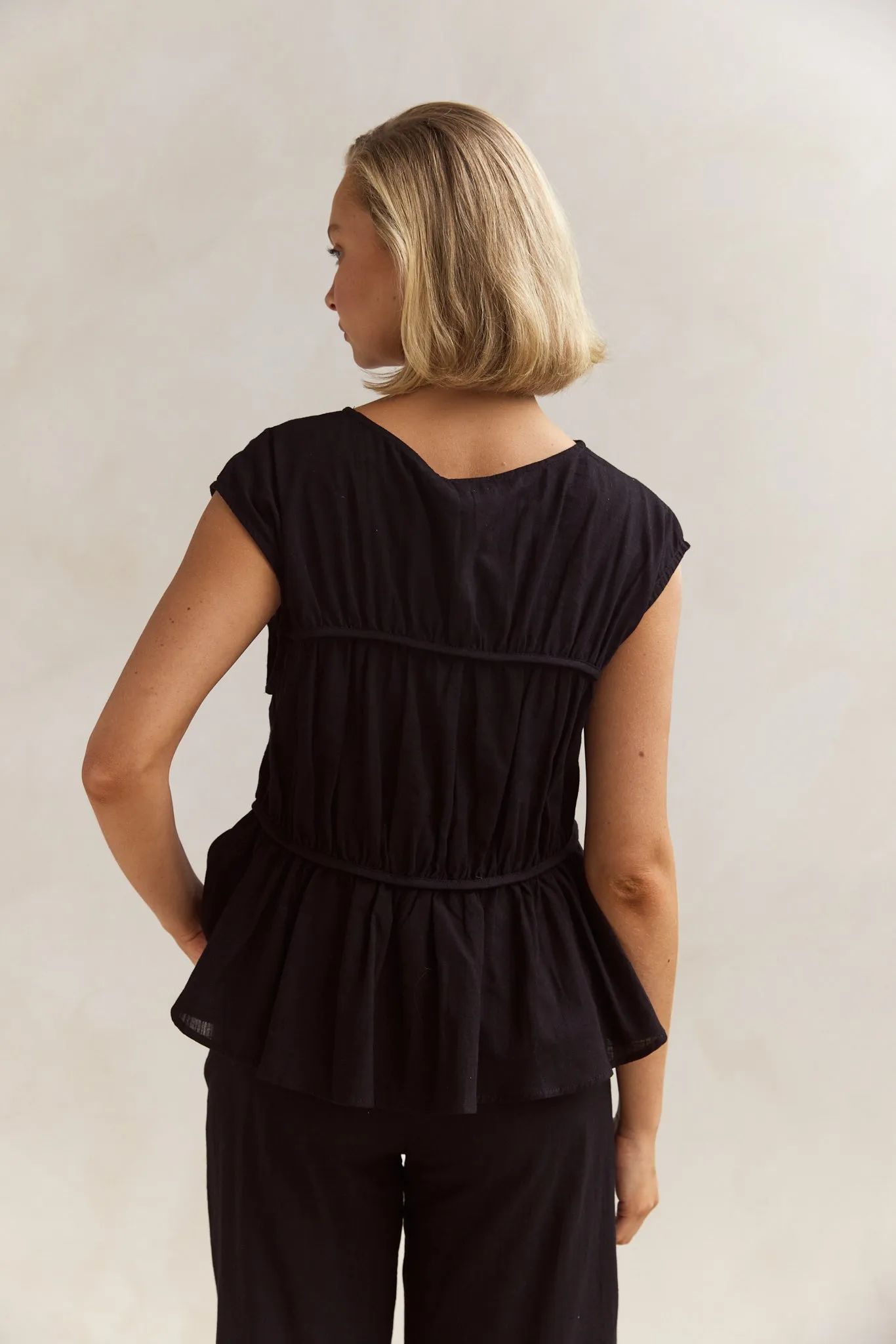 Julia Set (Black)