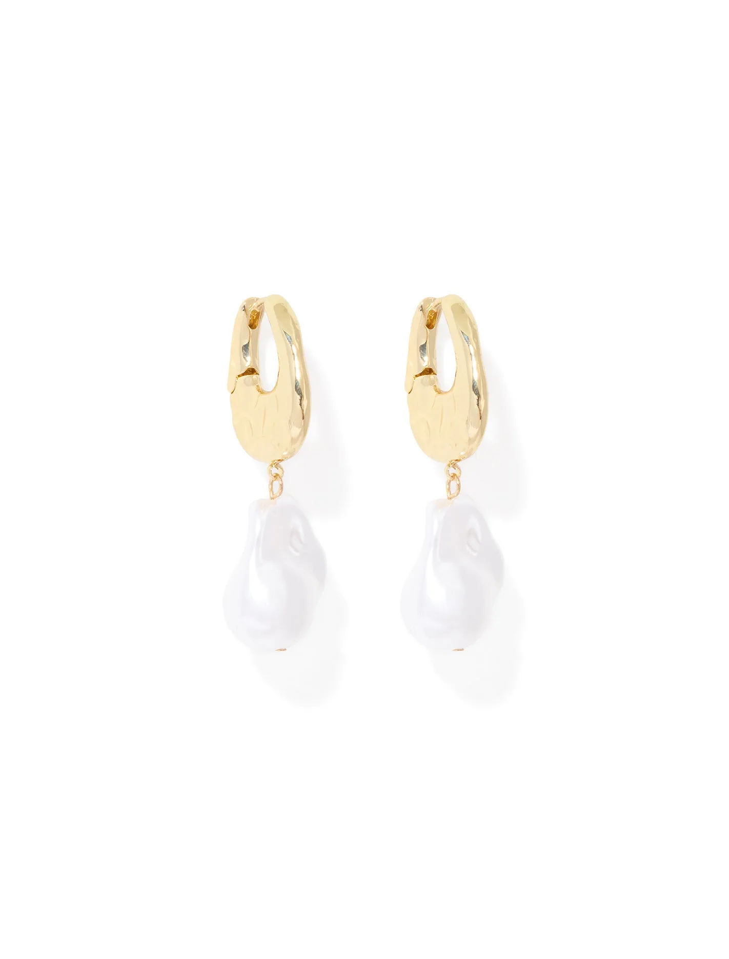 Kaley Metal Organic Pearl Earrings