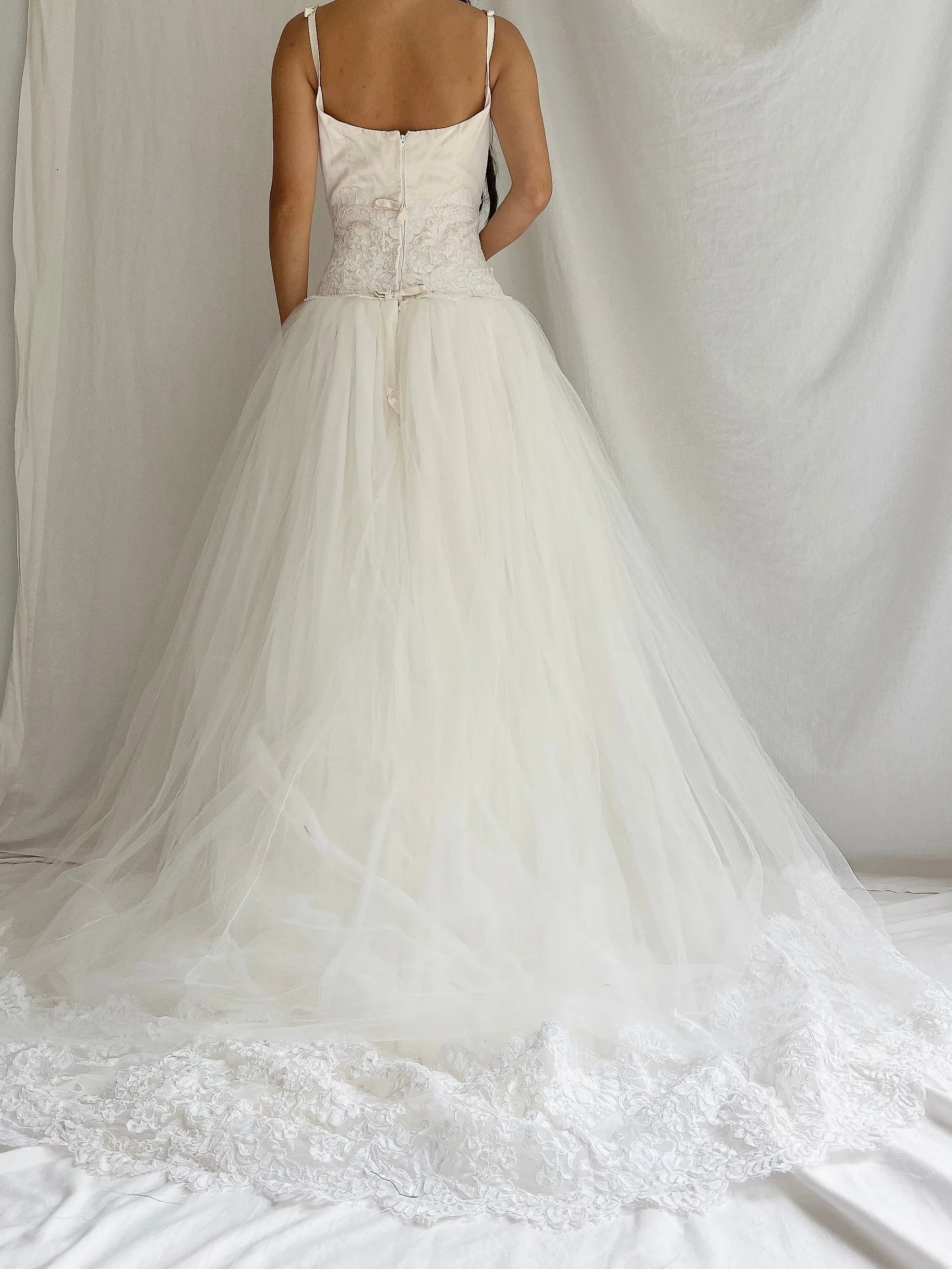 Vintage Monique Llhuilier Dropped Waist Gown - M