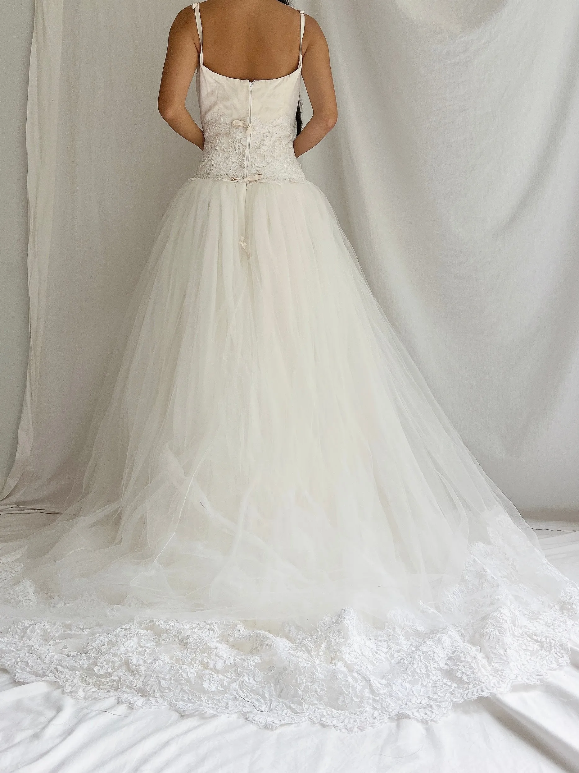 Vintage Monique Llhuilier Dropped Waist Gown - M