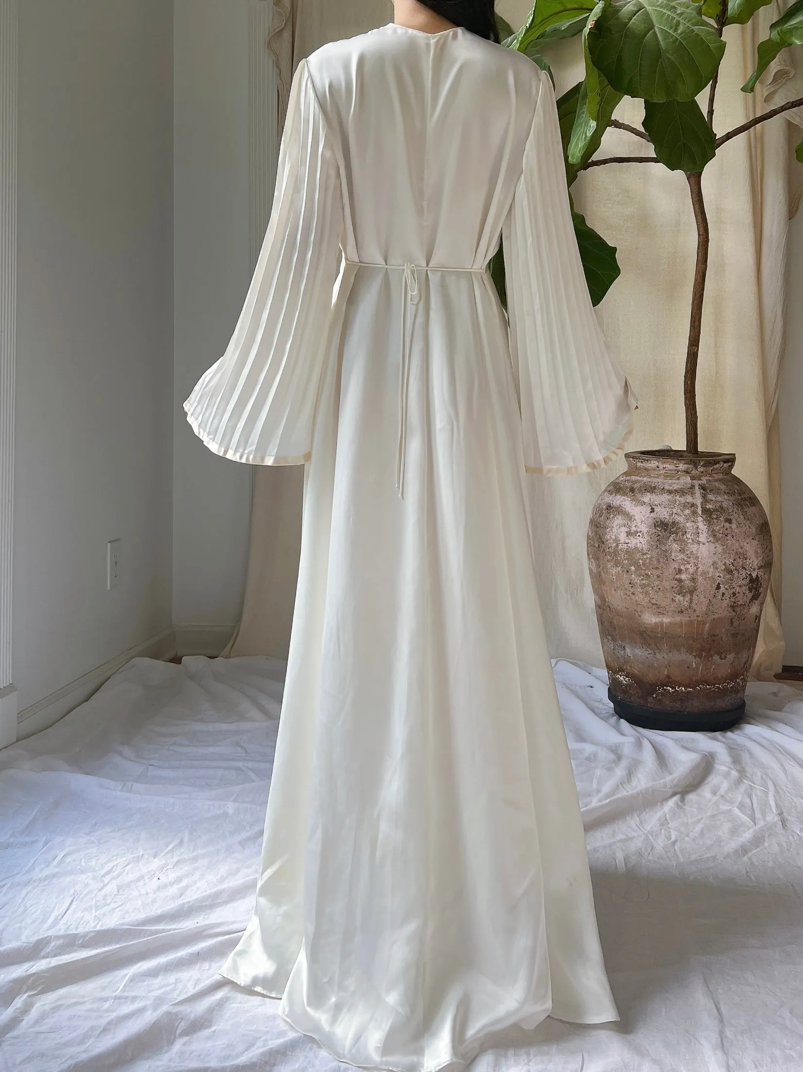 Vintage Satin Pleated Dressing Gown - S-M
